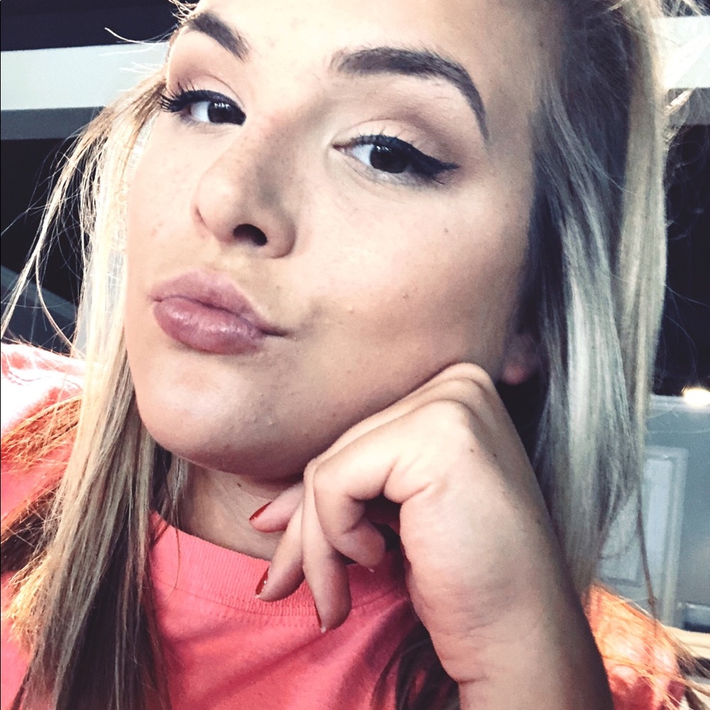 Meet your Posher, Mary grace